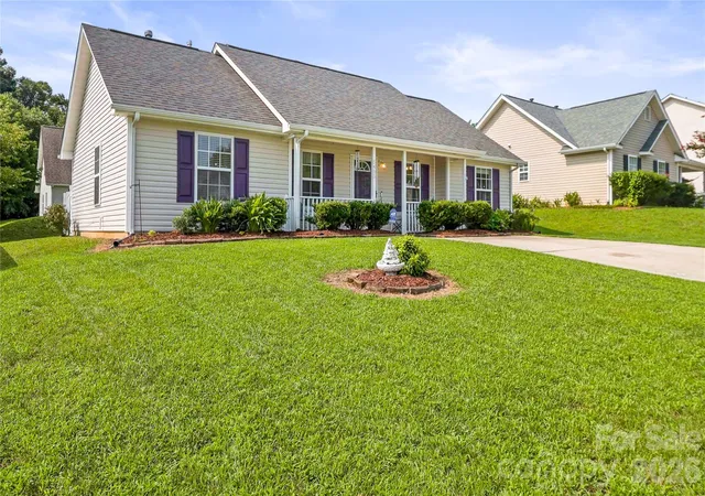2nd image of 5405 Katherine Ct, Dallas, NC 28034 | MLS# 4405135
