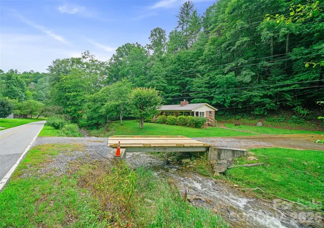 1st image of 915 Little Creek Rd, Burnsville, NC 28714 | MLS# 4405136