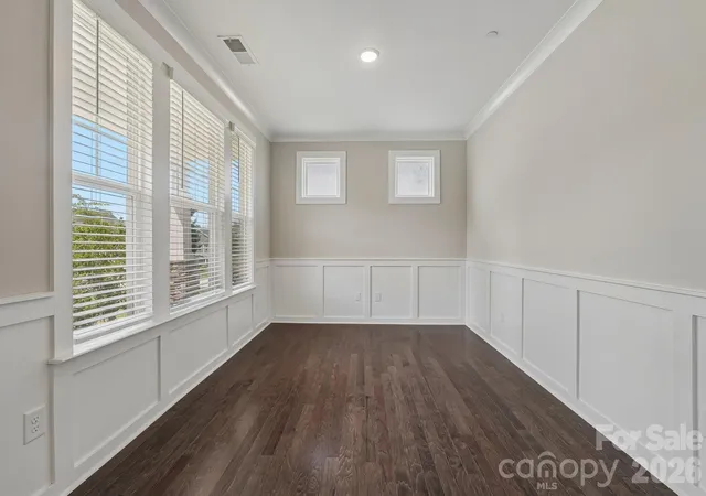Photo 3 of Single family home for sale at 977 Bellegray Ln Nw, Concord, NC 28027 | MLS# 4405137 | Listing updated on 2026-09-03