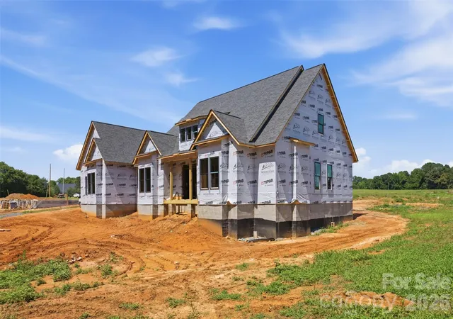 Photo 2 of Single family home for sale at 355 New Salem Rd #3, Statesville, NC 28625 | MLS# 4405146 | Listing updated on 2026-09-22