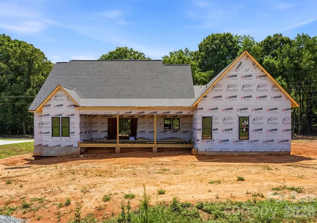 Photo 3 of Single family home for sale at 355 New Salem Rd #3, Statesville, NC 28625 | MLS# 4405146 | Listing updated on 2026-09-22