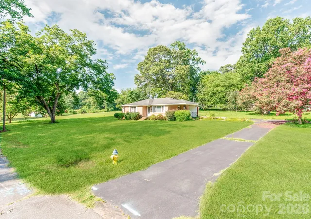 Photo 3 of Single family home for sale at 350 Raleigh St Nw, Concord, NC 28027 | MLS# 4405166 | Listing updated on 2026-07-21