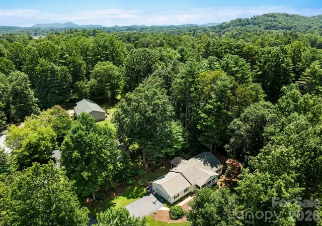 Photo 33 of Single family home for sale at 210 N Hillandale Dr Ext, East Flat Rock, NC 28726 | MLS# 4405168 | Listing updated on 2026-10-05