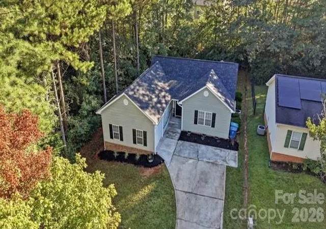 Photo 1 of Single family home for sale at 676 Continental Dr, Concord, NC 28025 | MLS# 4405169 | Listing updated on 2026-09-29