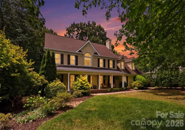 1st image of 170 S Kimberly Rd, Davidson, NC 28036 | MLS# 4405171