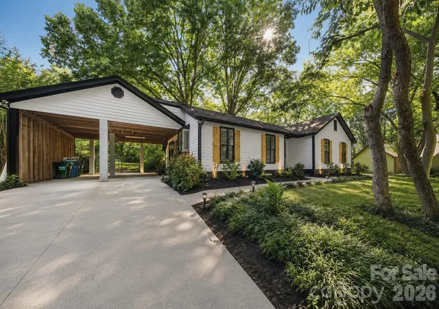 Photo 1 of Single family home for sale at 4739 Squirrel Nest Ln, Mint Hill, NC 28227 | MLS# 4405173 | Listing updated on 2026-08-13