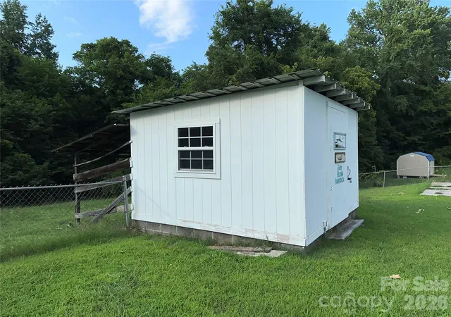 Photo 3 of Single family home for sale at 175 Grove St, Cooleemee, NC 27014 | MLS# 4405205 | Listing updated on 2026-09-28