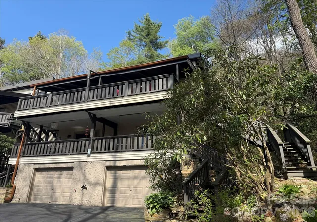 Listing Photo 5 - Condo for sale in building located at 125 Hawks Nest Ln, Highlands, NC 28741 - Unit #C/1