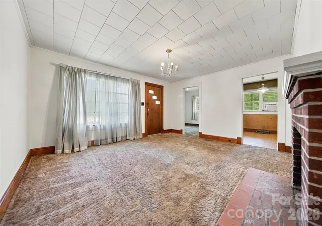 Photo 3 of Single family home for sale at 2529 Morganton Blvd, Lenoir, NC 28645 | MLS# 4405261 | Listing updated on 2026-09-30
