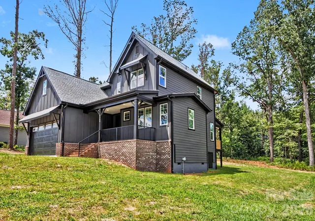 Photo 3 of Single family home for sale at 3159 Timber Run Ln, Maiden, NC 28650 | MLS# 4405270 | Listing updated on 2026-09-24