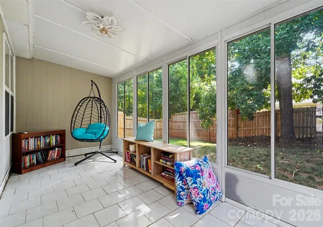 Photo 3 of Single family home for sale at 5906 Meadow Hl Dr, Charlotte, NC 28212 | MLS# 4405281 | Listing updated on 2026-09-17