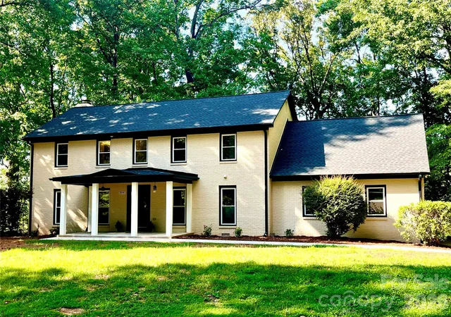 Photo 3 of Single family home for sale at 304 Travis Ln, Salisbury, NC 28146 | MLS# 4405285 | Listing updated on 2026-10-01