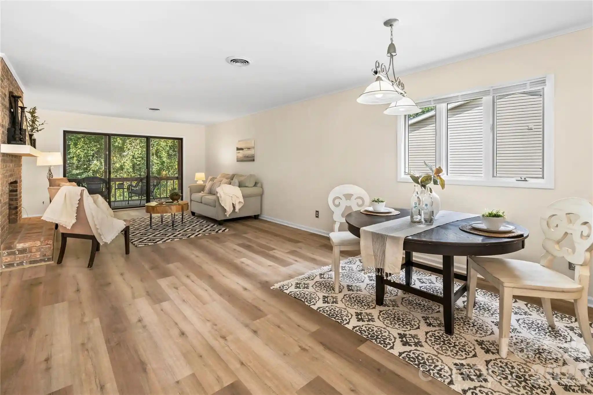 Listing Photo 2 - Condo for sale in 181 N Britton Creek Ct located at 181 N Britton Creek Ct, Hendersonville, NC 28791 - Unit 181 N Britton Crk Ct