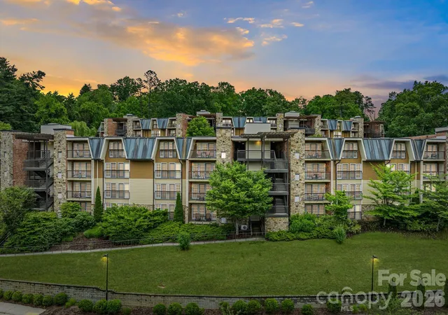 35th image of 325 Bowling Park Rd, Asheville, NC 28803 | MLS# 4405300