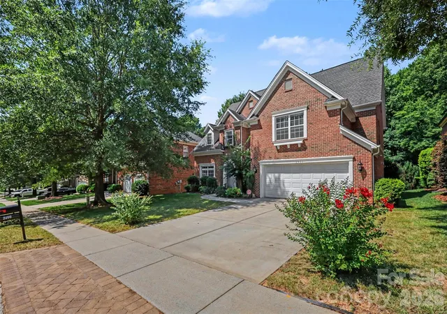 Photo 3 of Single family home for sale at 2400 River Oaks Dr, Waxhaw, NC 28173 | MLS# 4405322 | Listing updated on 2026-10-03