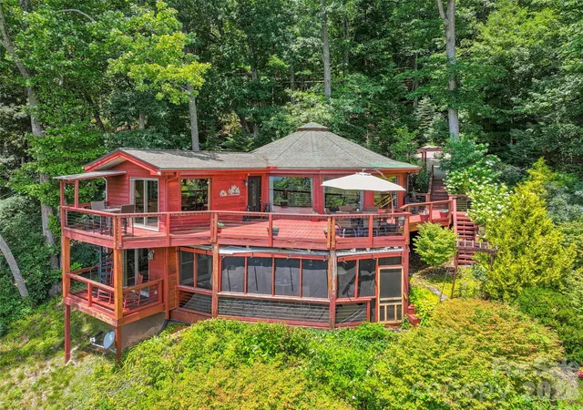 1st image of 632 Dogwood Trl, Waynesville, NC 28786 | MLS# 4405360