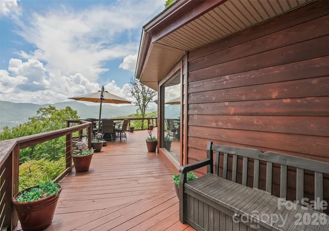 Photo 3 of Single family home for sale at 632 Dogwood Trl, Waynesville, NC 28786 | MLS# 4405360 | Listing updated on 2026-09-03