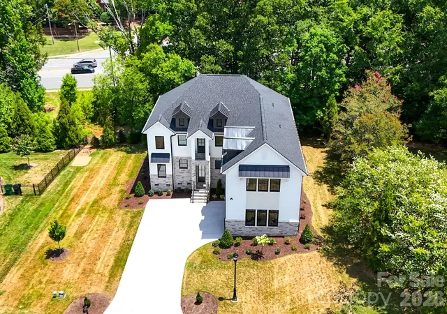 Photo 2 of Single family home for sale at 9420 Greyson Ridge Dr, Charlotte, NC 28277 | MLS# 4405364 | Listing updated on 2026-09-06