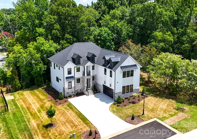 Photo 3 of Single family home for sale at 9420 Greyson Ridge Dr, Charlotte, NC 28277 | MLS# 4405364 | Listing updated on 2026-09-06