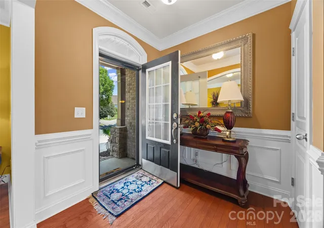 Photo 3 of Single family home for sale at 3025 Scottcrest Way, Waxhaw, NC 28173 | MLS# 4405386 | Listing updated on 2026-08-27
