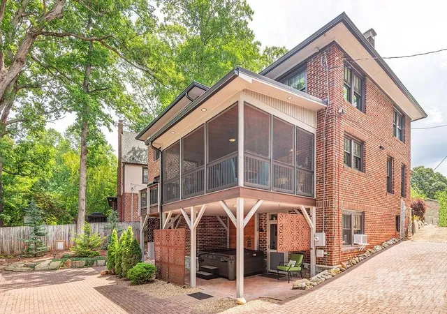 3rd image of 83 Tacoma Cir, Asheville, NC 28801 | MLS# 4405409