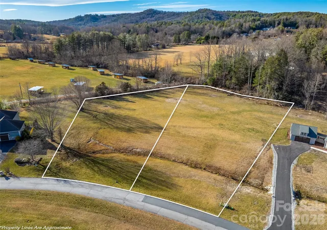 1st image of 00 Saddle Clb Ln, Hendersonville, NC 28739 | MLS# 4405418