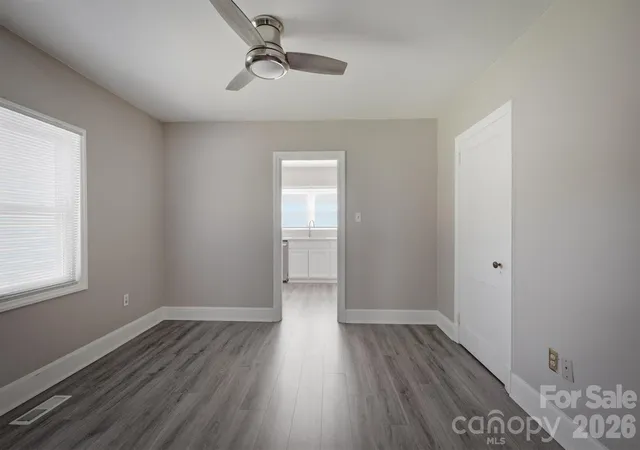 19th image of 1060 14th Ave Nw, Hickory, NC 28601 | MLS# 4405421