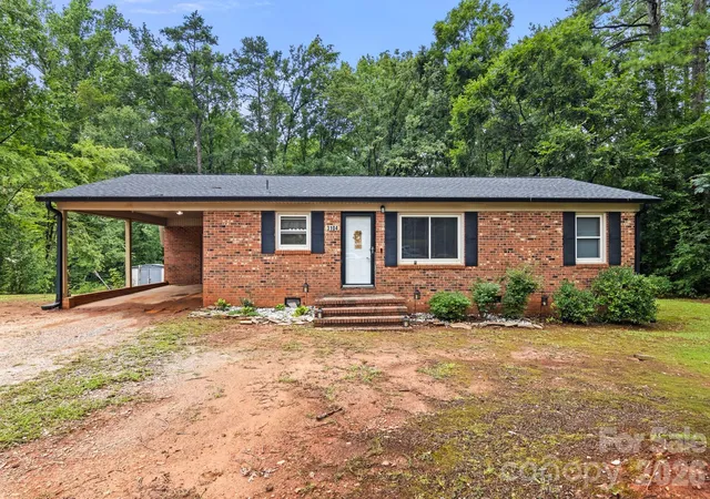 2nd image of 3104 University Dr, Lancaster, SC 29720 | MLS# 4405422