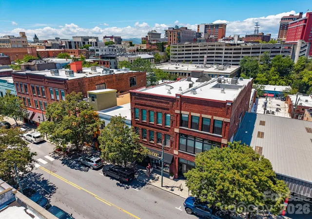 2nd image of 57 Broadway St, Asheville, NC 28801