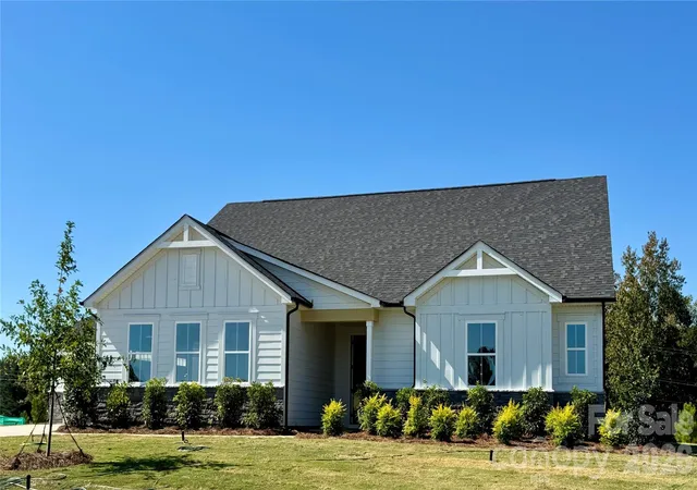 Photo 1 of Single family home for sale at 2509 Mabel Ln, Monroe, NC 28110 | MLS# 4405445 | Listing updated on 2026-10-17