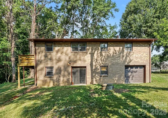 Photo 2 of Single family home for sale at 777 Springdale Ln, Gastonia, NC 28052 | MLS# 4405447 | Listing updated on 2026-08-20