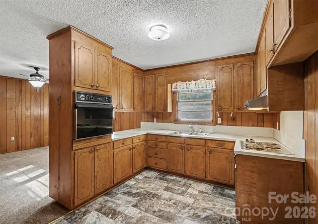 Photo 3 of Single family home for sale at 777 Springdale Ln, Gastonia, NC 28052 | MLS# 4405447 | Listing updated on 2026-08-20