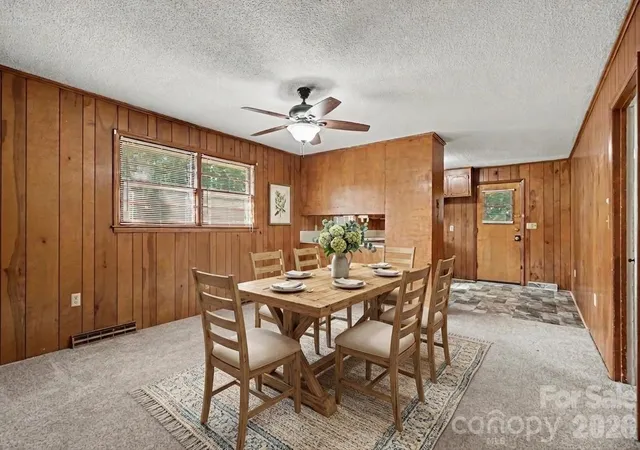 Photo 4 of Single family home for sale at 777 Springdale Ln, Gastonia, NC 28052 | MLS# 4405447 | Listing updated on 2026-08-20