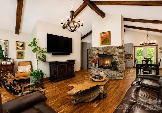 4th image of 77 E Lake Dr East Lake Dr #18, Fairview, NC 28730 | MLS# 4405449