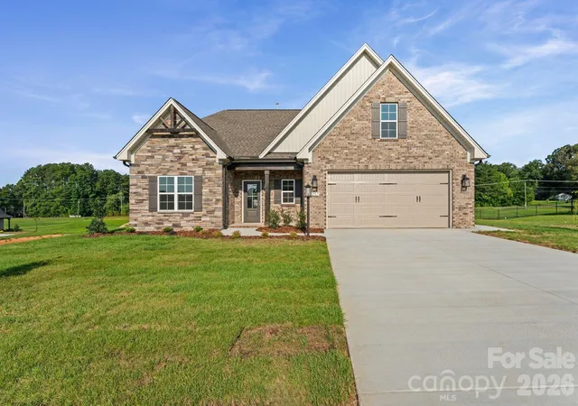 Photo 1 of Sale Pending at 257 Sandpiper Dr #04, Lexington, NC 27295 | MLS# 4405452 | Listing updated on 2026-08-23