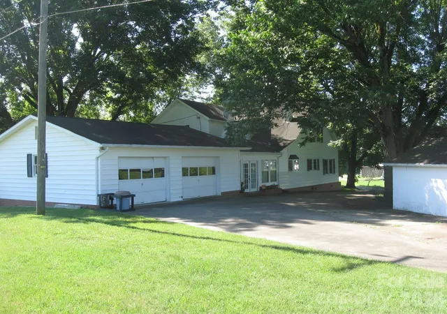 2nd image of 3850 Hartland Rd, Lenoir, NC 28645 | MLS# 4405459