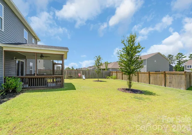 3rd image of 45 Ridge Circle Dr, Camden, SC 29020 | MLS# 4405469
