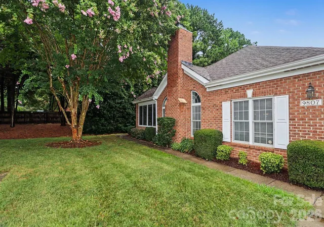 Photo 3 of Condo for sale at 9807 Whispering Willow Ct, Charlotte, NC 28210 | MLS# 4405477 | Listing updated on 2026-09-09