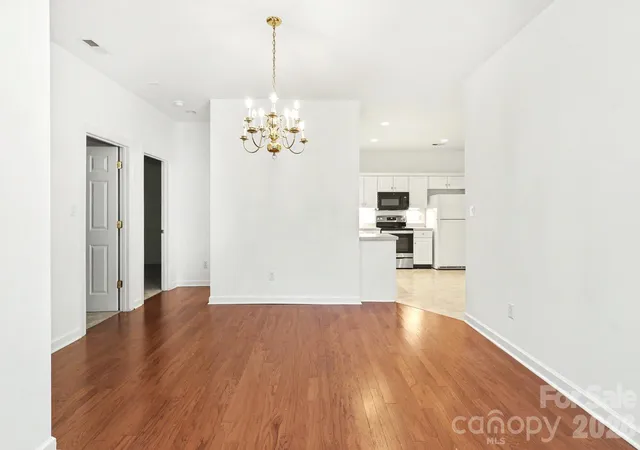 Listing Photo 5 - Condo for sale in building located at 9807 Whispering Willow Ct, Charlotte, NC 28210