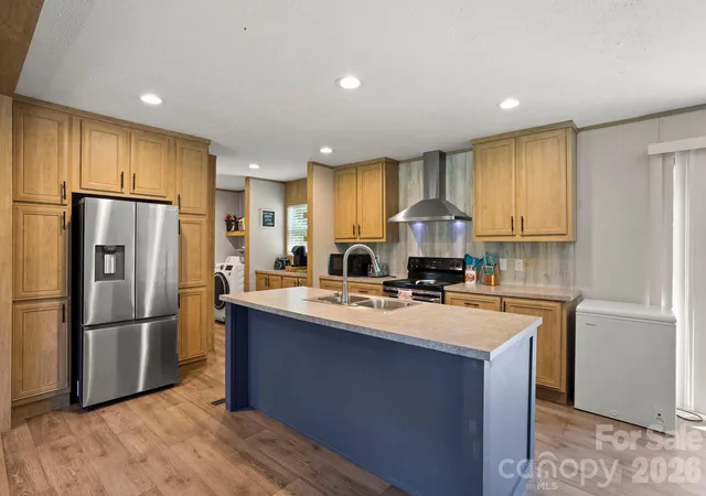 Photo 4 of Single family home for sale at 18 Moss Ln, Hendersonville, NC 28792 | MLS# 4405486 | Listing updated on 2026-07-20