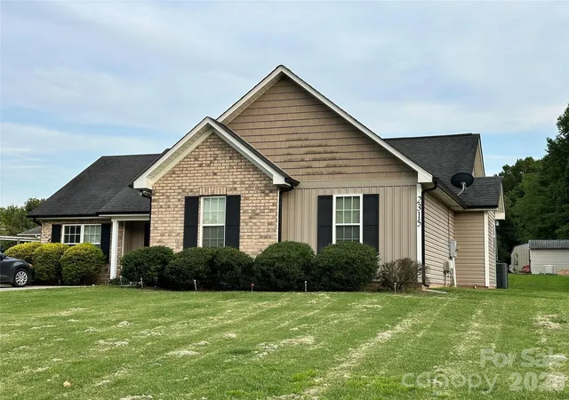 Photo 2 of Single family home for sale at 2315 Montford Ave Nw, Concord, NC 28027 | MLS# 4405489 | Listing updated on 2026-08-03