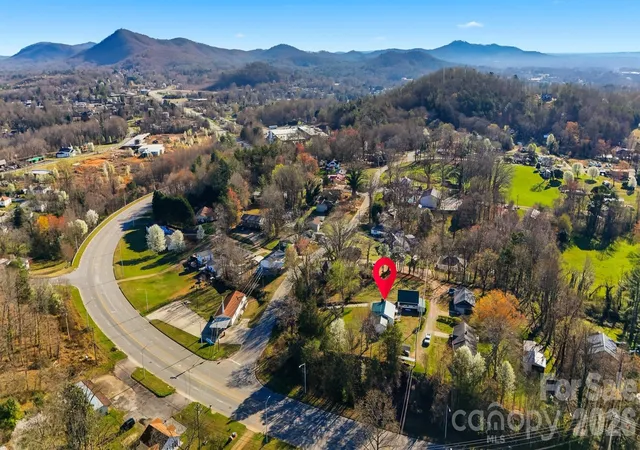 2nd image of 1406 Walt Arney Rd Sw, Lenoir, NC 28645 | MLS# 4405497