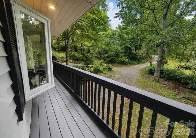 Photo 4 of Single family home for sale at 47 Caribou Ln, Burnsville, NC 28714 | MLS# 4405502 | Listing updated on 2026-09-14