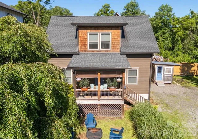 1st image of 109 Portmanvilla Rd, Black Mountain, NC 28711 | MLS# 4405511