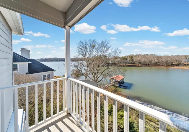 Photo 2 of Townhouse for sale at 529 Catspaw Rd, Statesville, NC 28677 | MLS# 4405524 | Listing updated on 2026-10-20