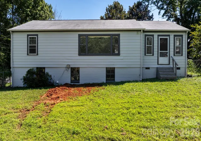4th image of 101 Harris Dr #8, Morganton, NC 28655 | MLS# 4405527