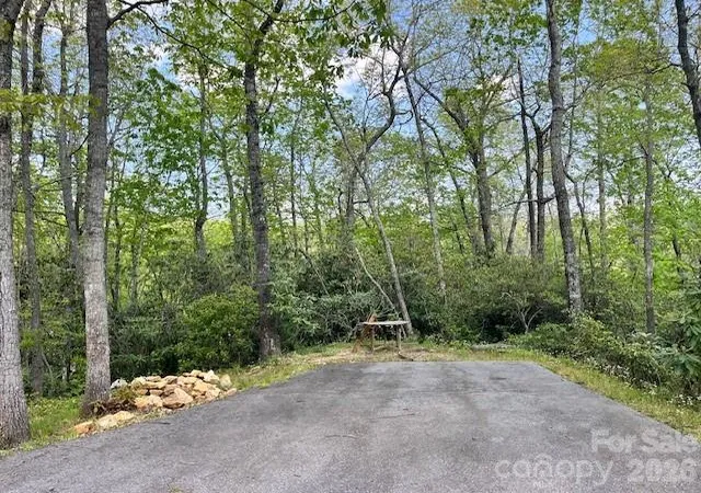 20th image of 105 Chestnut Hill Rd, Black Mountain, NC 28711 | MLS# 4405529