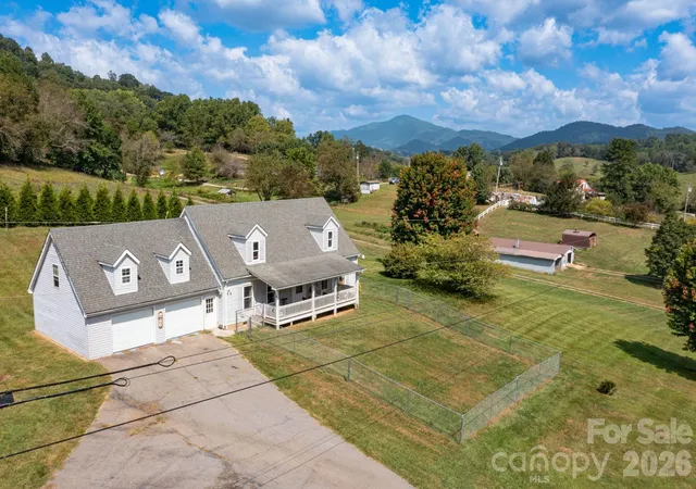 Photo 34 of Single family home for sale at 378 Yates Cvs Rd, Waynesville, NC 28785 | MLS# 4405532 | Listing updated on 2026-10-09