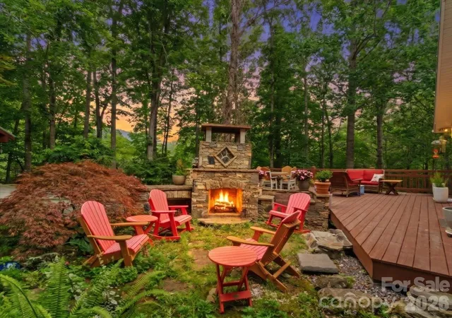 3rd image of 30 Kalmia Cvs, Burnsville, NC 28714 | MLS# 4405534