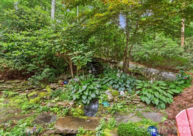 5th image of 30 Kalmia Cvs, Burnsville, NC 28714 | MLS# 4405534